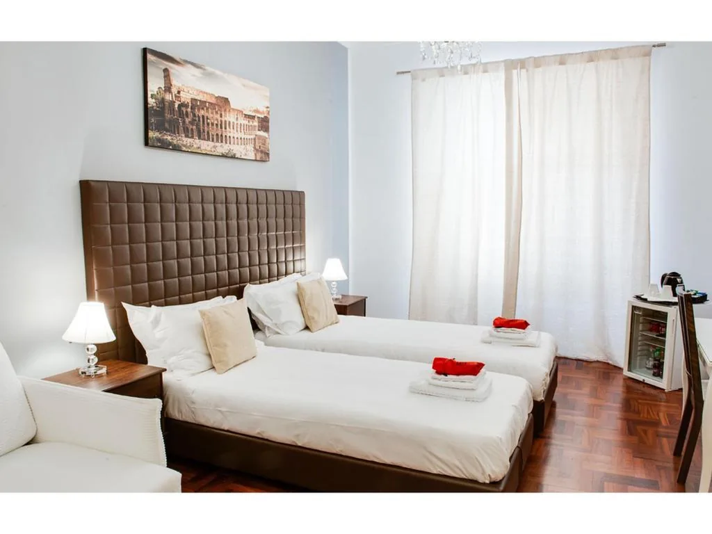 Triple Room — Lh Royal Suites Terrace