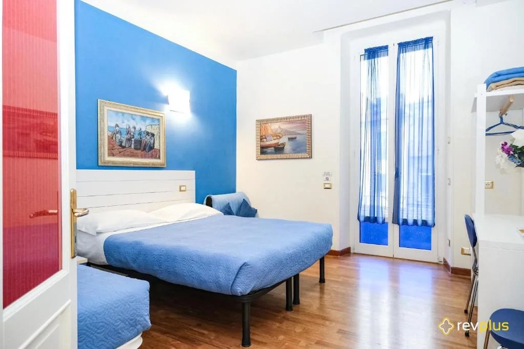 Triple Room — Lia Rooms