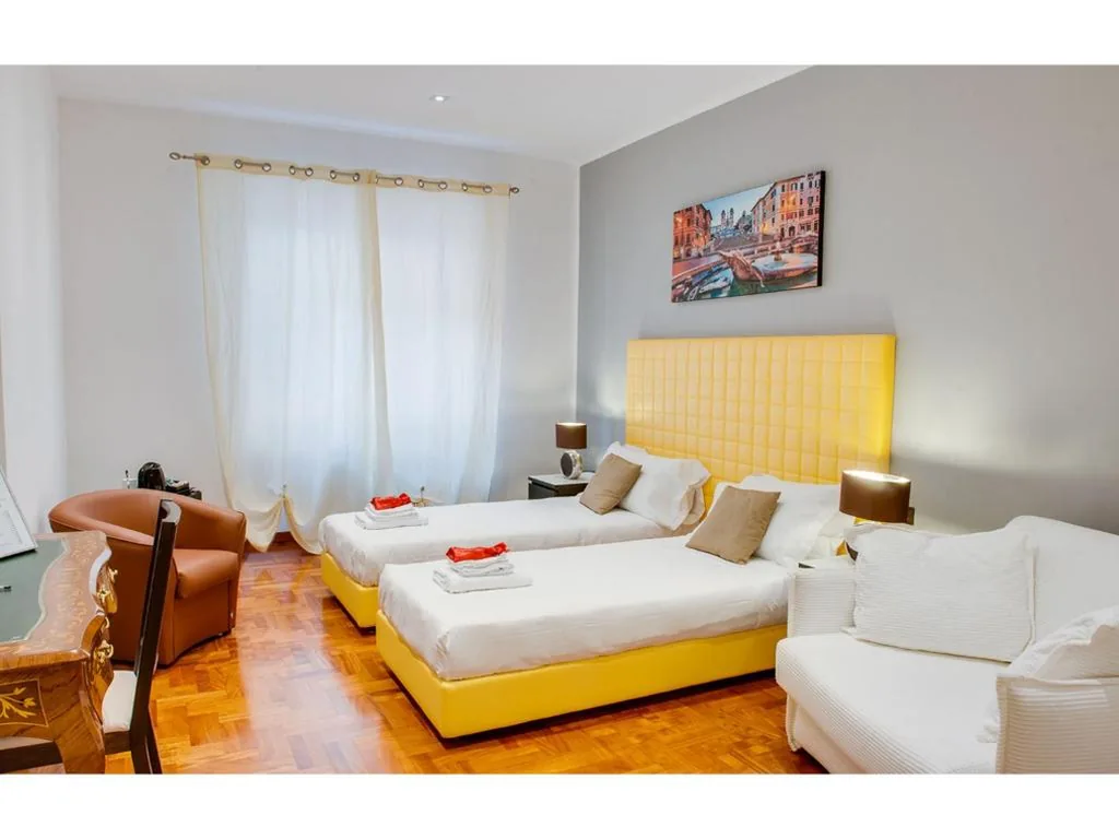 Triple Luxury Room — Lh Royal Suites Terrace