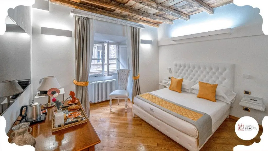 Luxury Triple Room — Maison Spagna Suites