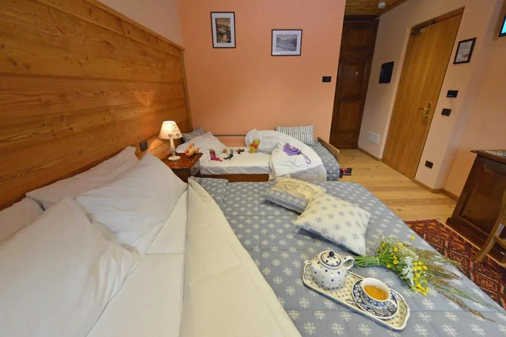 Triple Room — Miravalle