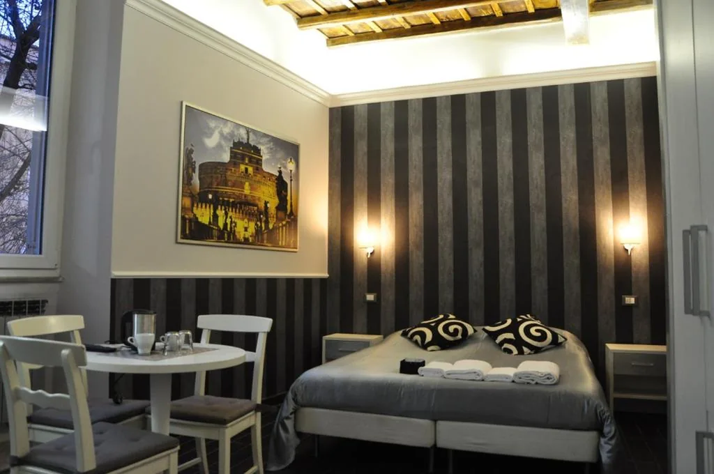 Camera Tripla — Navona Nice Room