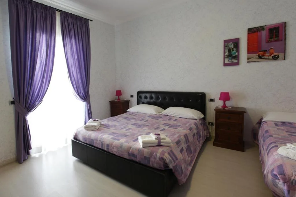 Triple Room — Number60