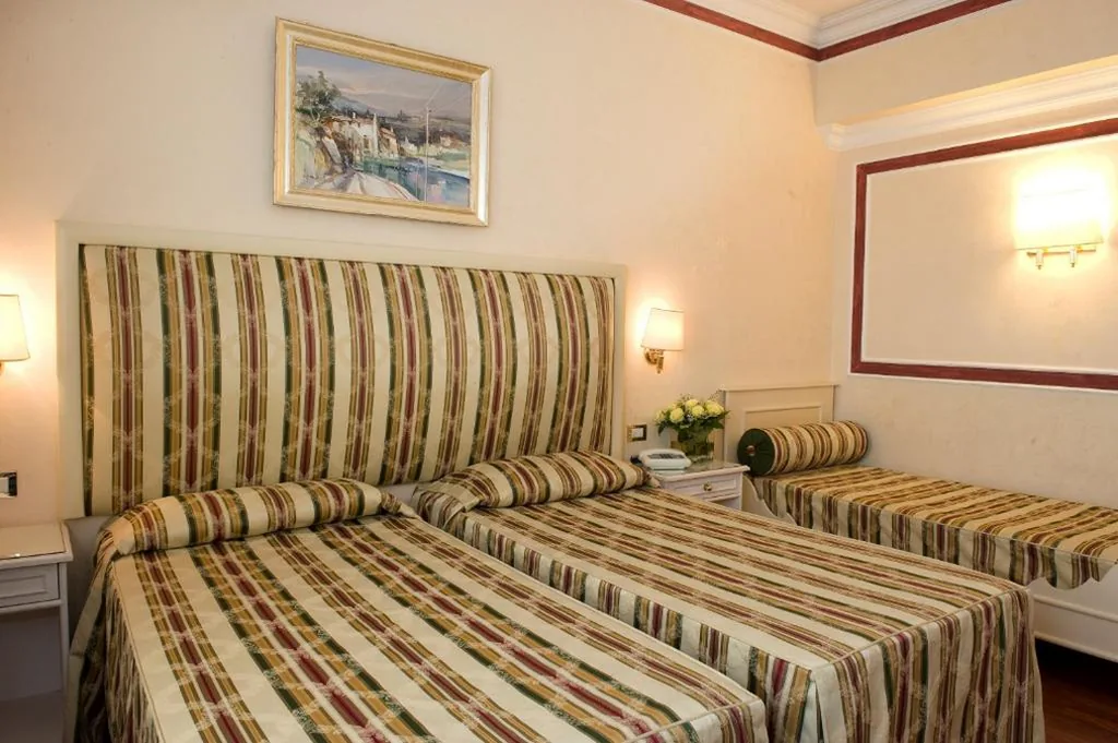 Camera Tripla — Park Hotel Villaferrata