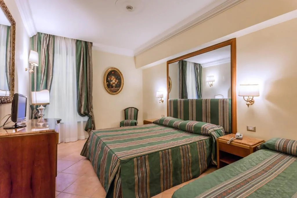 Triple Room — Raeli Hotel Siracusa