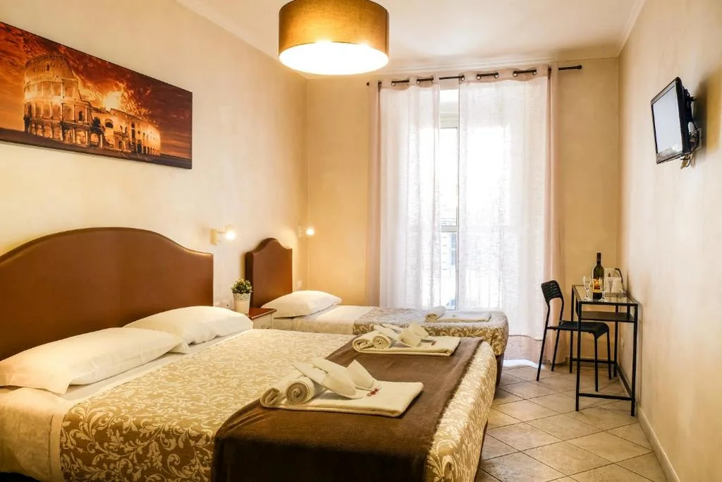 Triple Room — Re Monti