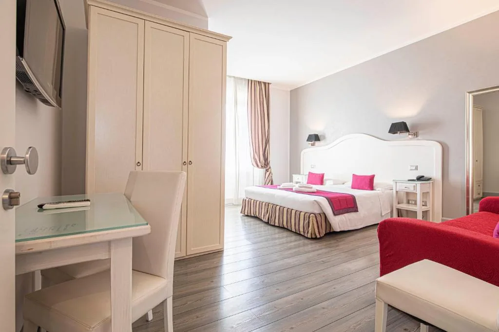 Triple Room — Residenza Castrense