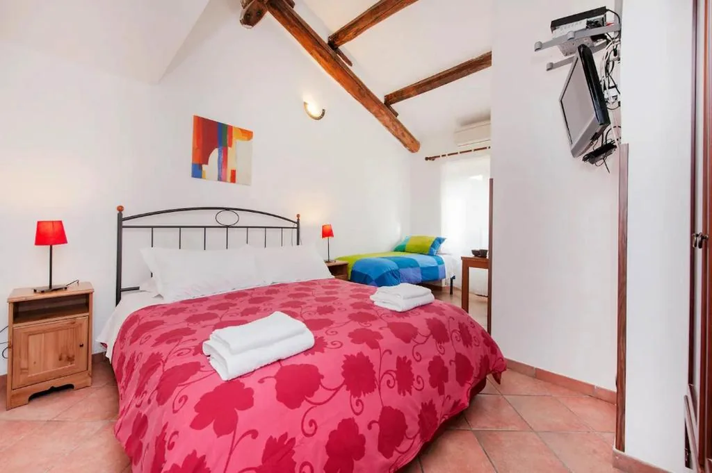 Camera Tripla — Sixtythree guesthouse