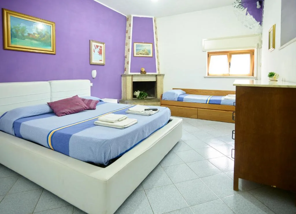 Triple Room — Solerosa