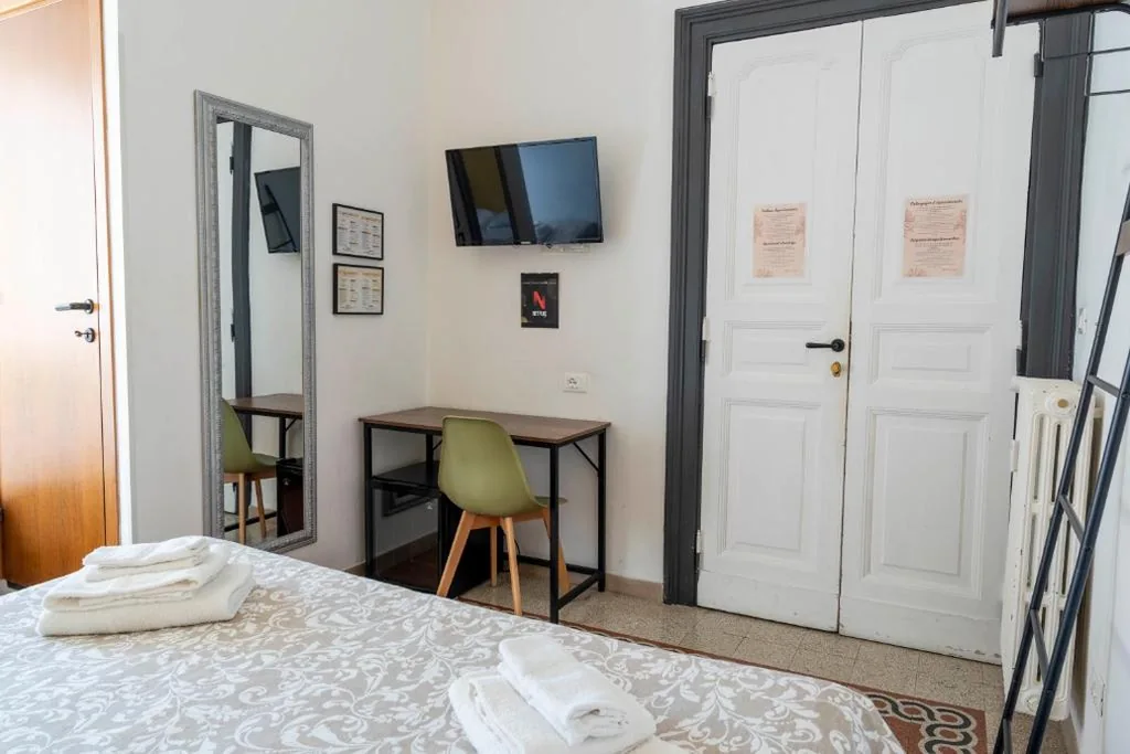 Triple Room — St. Peter Central Rooms B&B