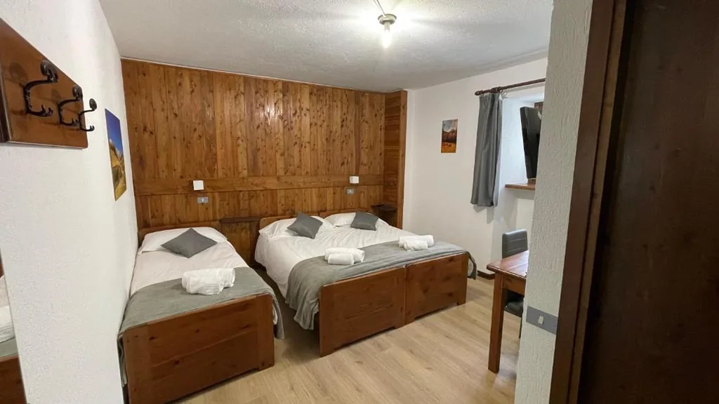 Camera Tripla Standard — Chalet Bellevue