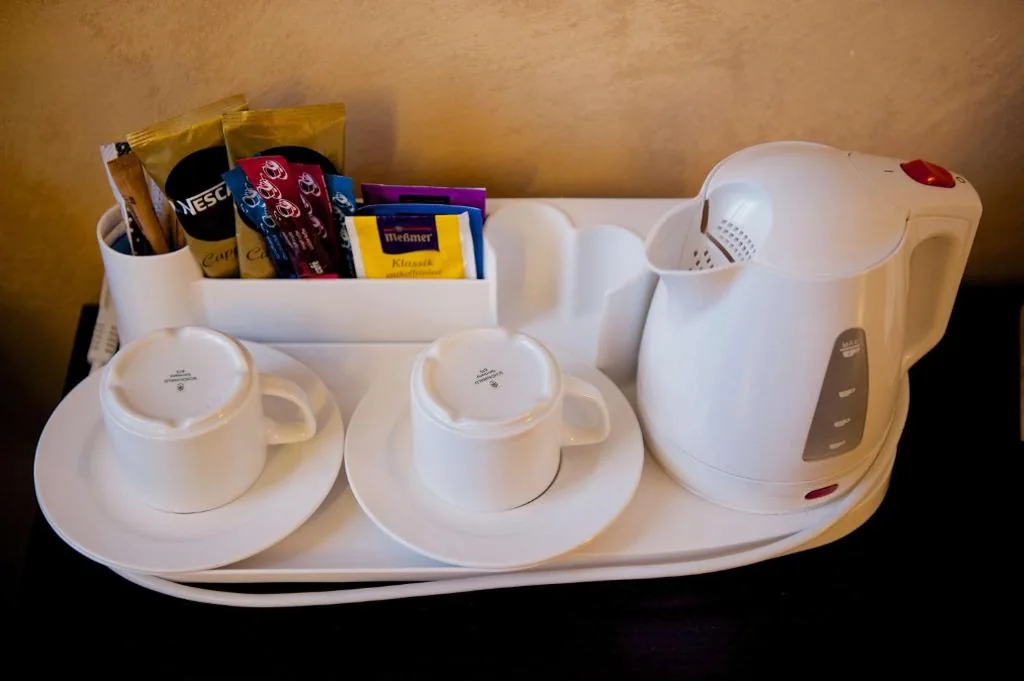 Camera Tripla Standard con Letto Queen-Size e Letto Singolo — Best Western Crystal Palace Hotel