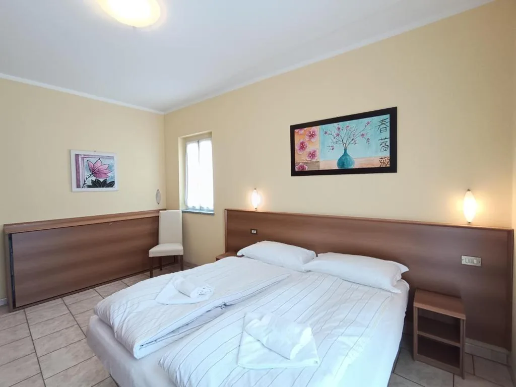 Camera Tripla Standard — Hotel BB Villa Orchidea