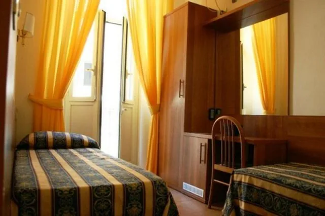 Camera Tripla Standard — Hotel Bolognese