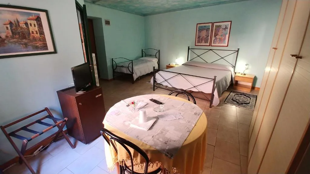 Camera Tripla Standard — Hotel Centrale