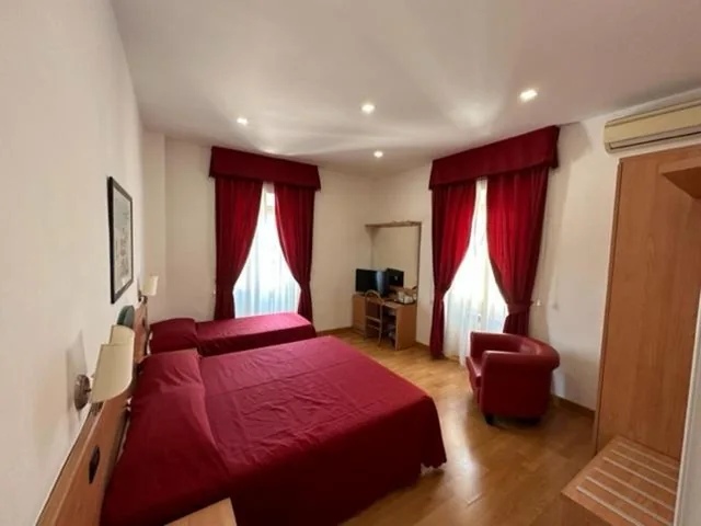 Camera Tripla Standard — Hotel L’Isola