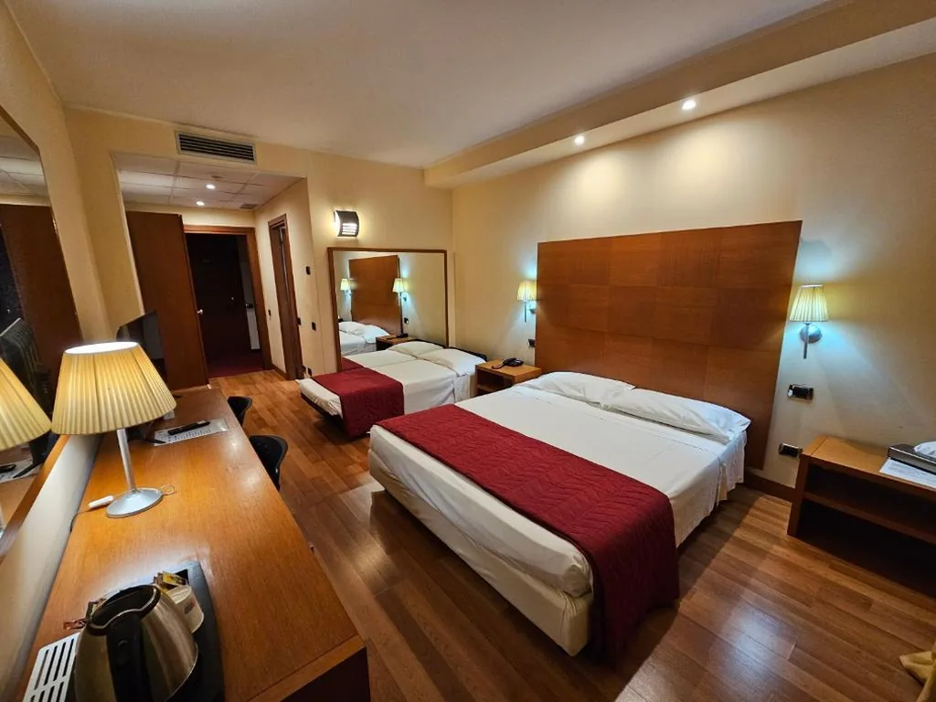 Camera Tripla Standard — Luna Hotel Lago Maggiore Arona