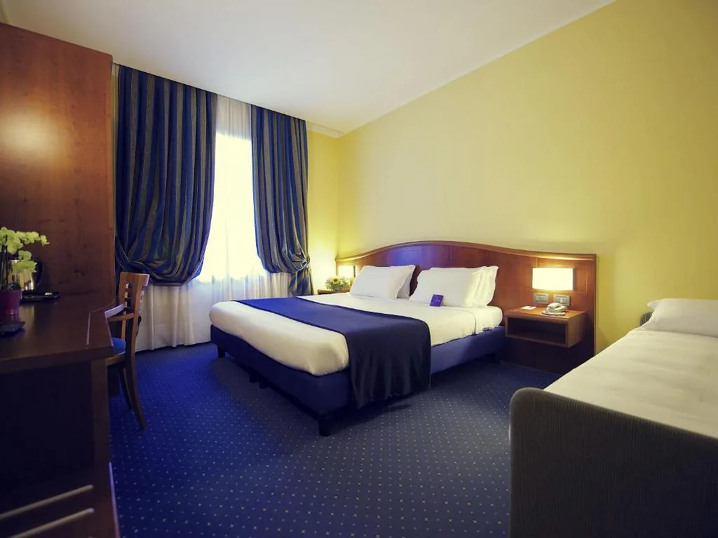Camera Tripla Standard — Mercure Genova San Biagio
