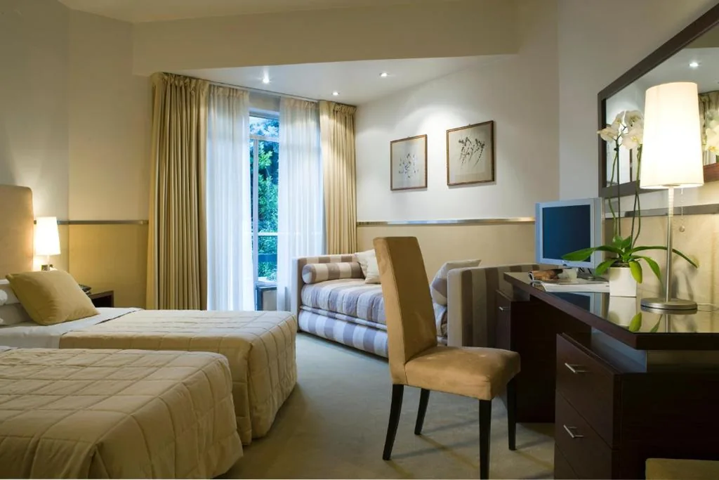 Camera Tripla Standard — Mini Palace Hotel