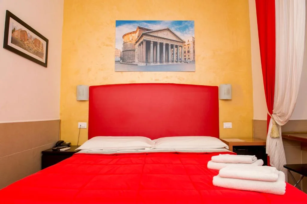 Camera Tripla Standard — San Peter Rome B&B
