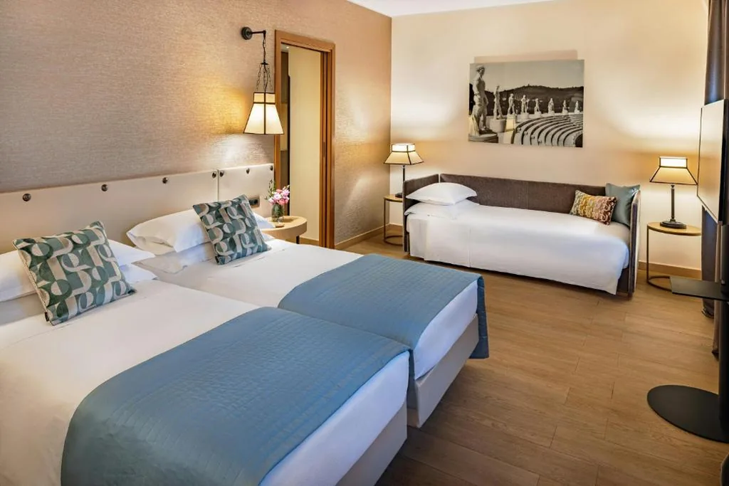 Triple Room — Starhotels Metropole