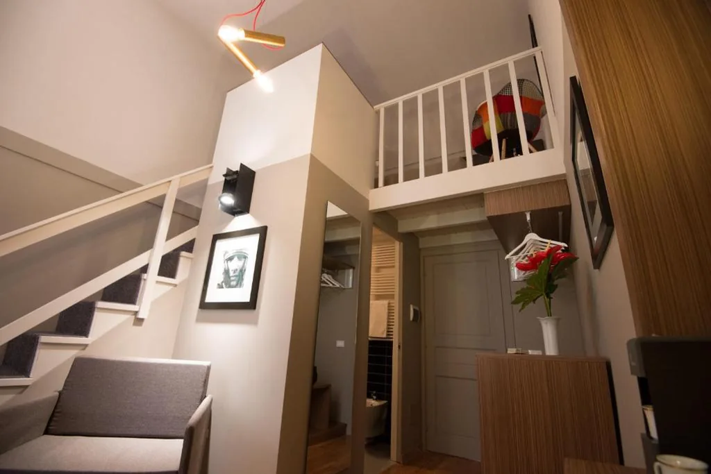 Triple Room on 2 Levels — Assunta Domus