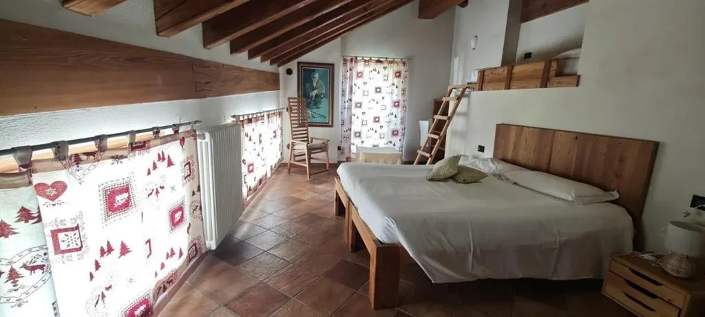 Superior Triple Room — Affittacamere I Picchi