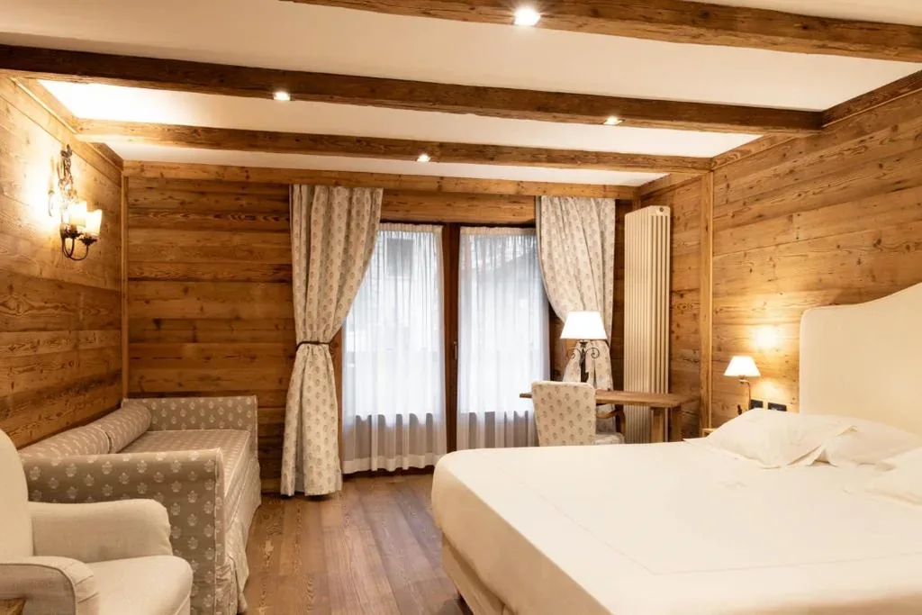 Superior Triple Room — Auberge de La Maison