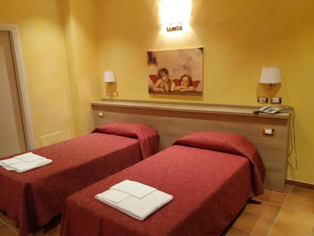Superior Triple Room — Casa Di Santa Francesca Romana a Ponte Rotto