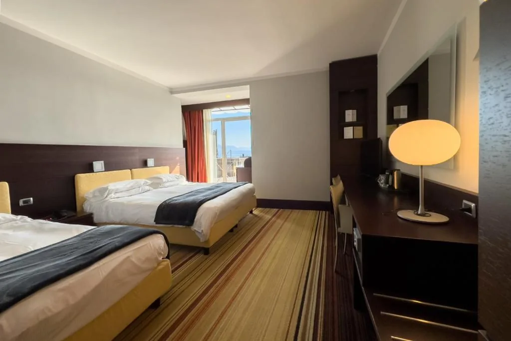 Superior Triple Room with Lake View — Hotel Bel Sit