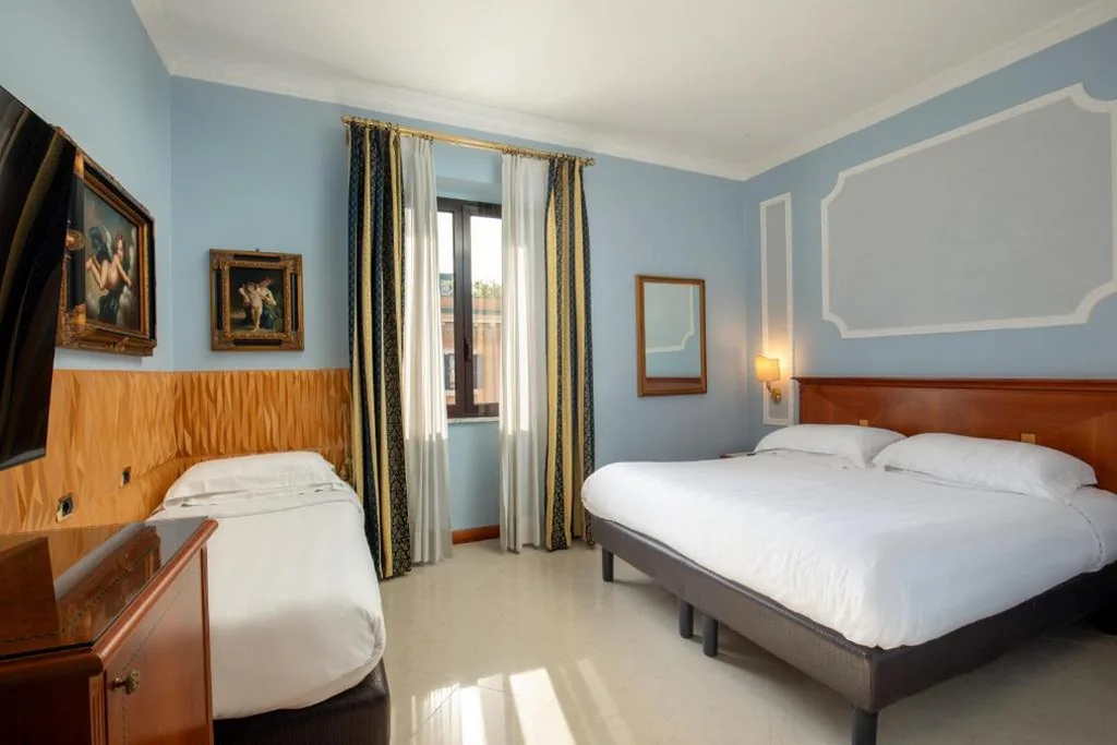 Superior Triple Room — Consoli Romani Vatican Rooms