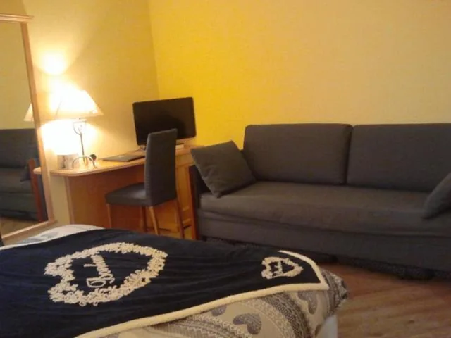 Camera Tripla Superior — Hotel Bes & Spa