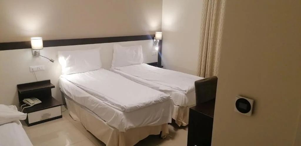 Camera Tripla Superior — Hotel Boccascena