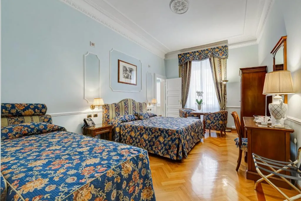 Camera Tripla Superior — Hotel Cellini