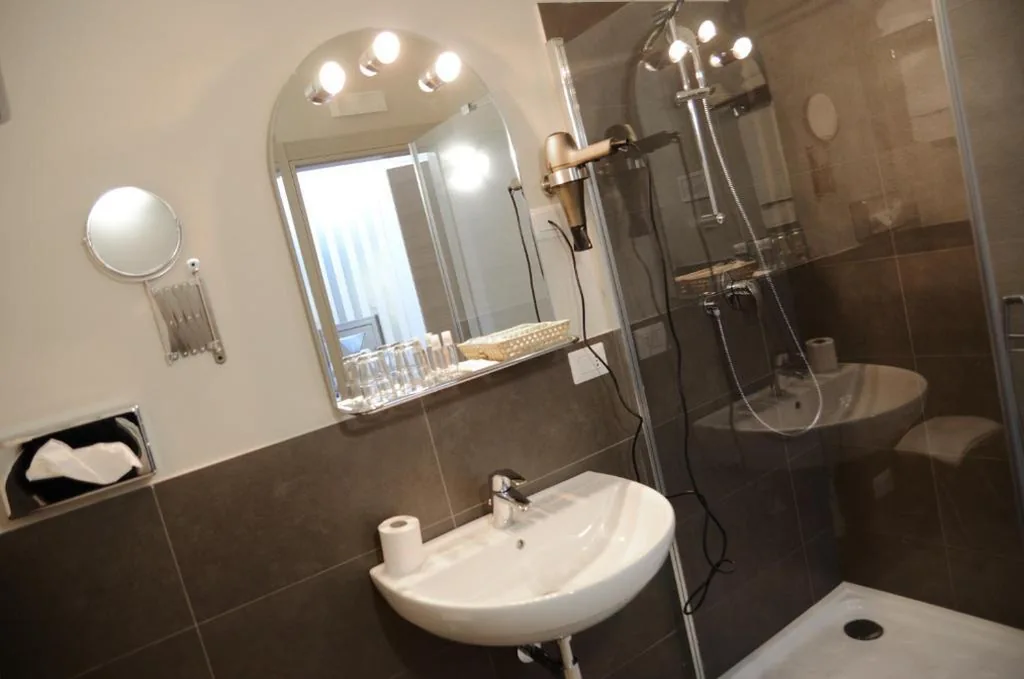 Camera Tripla Superior — Hotel Giulio Cesare