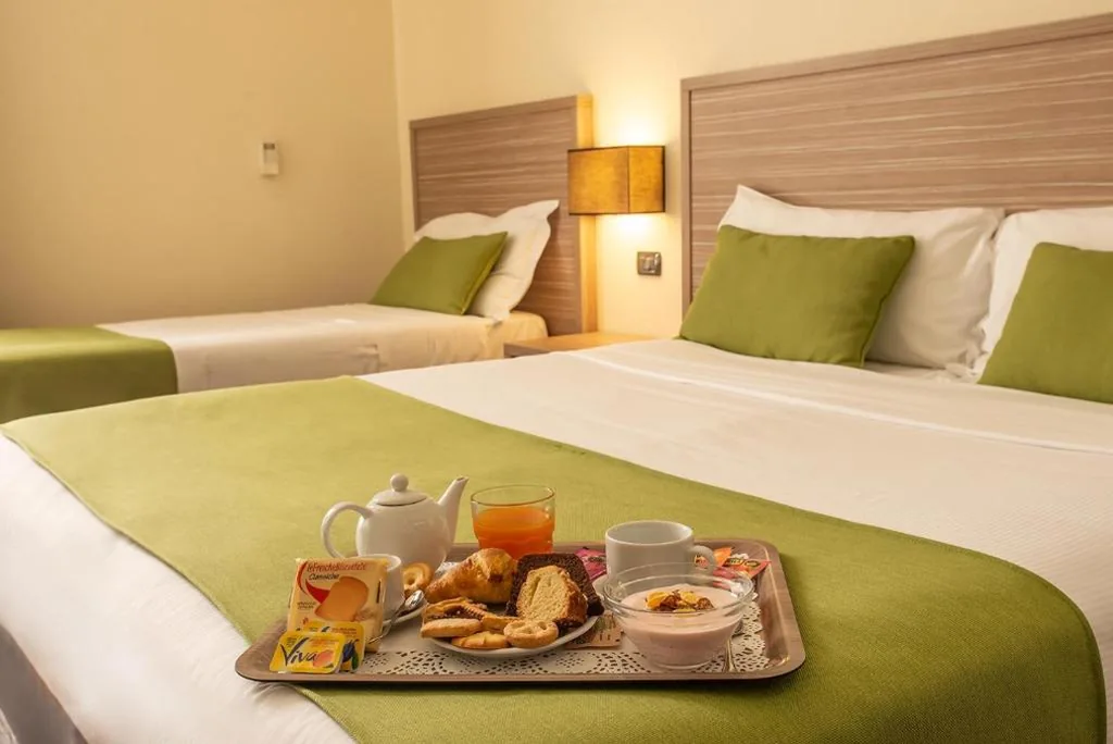 Camera Tripla Superior — Hotel Roma Sud