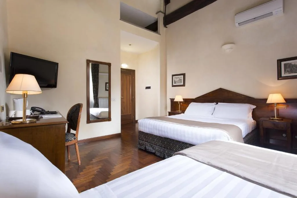 Superior Triple Room — Hotel Teatro Pace
