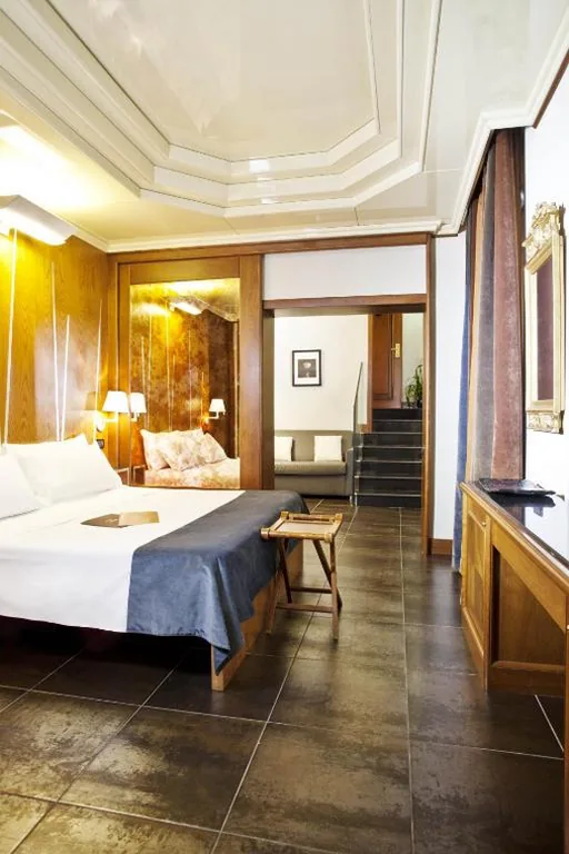 Superior Triple Room — Hotel Valadier
