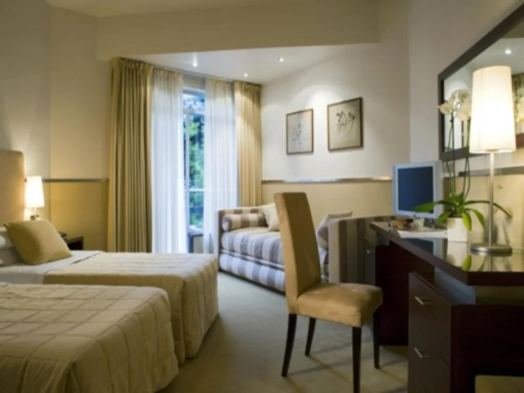 Camera Tripla Superior — Mini Palace Hotel