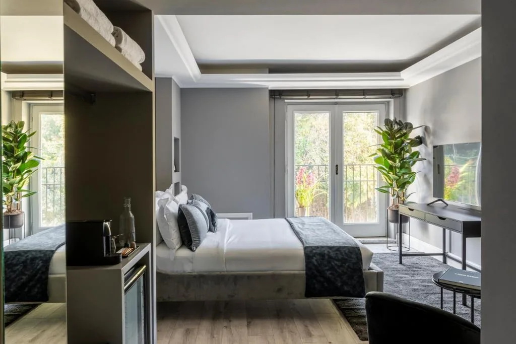 Camera Tripla Superior — NAMAN HOTELLERIE – Spagna