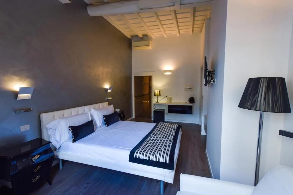 Superior Triple Room — Navona Secret Stay Guest House