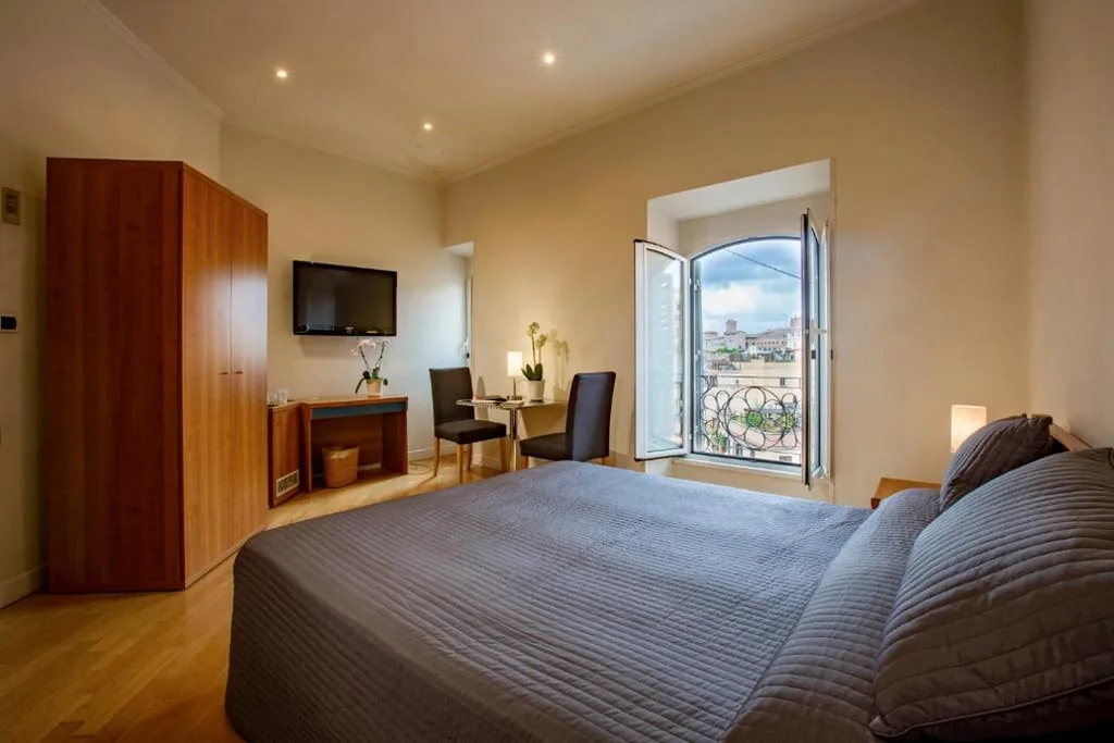 Superior Triple Room — Tourist House B&B