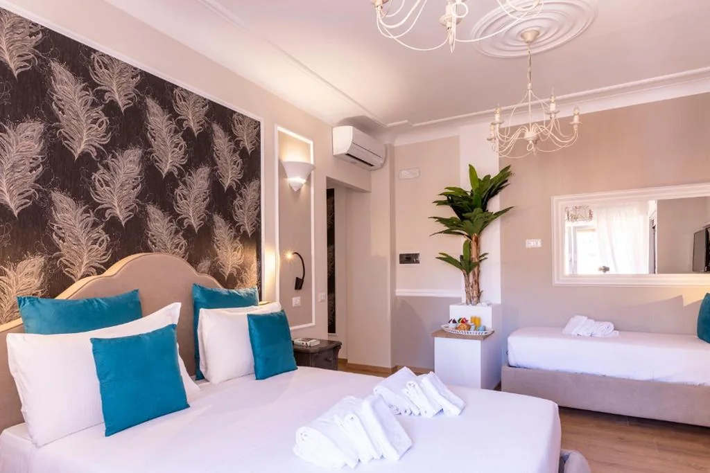 Superior Triple Room — Trastevere Paper Suites
