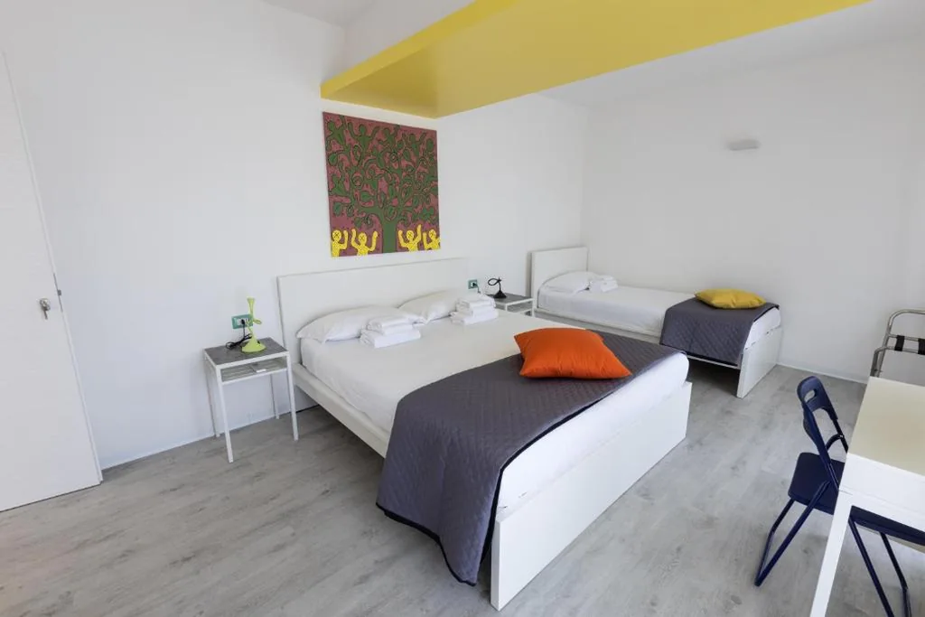 Triple Room — Valmontone Travel Rooms