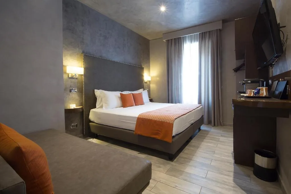 Camera Tripla — Vaticano Julia Guest House