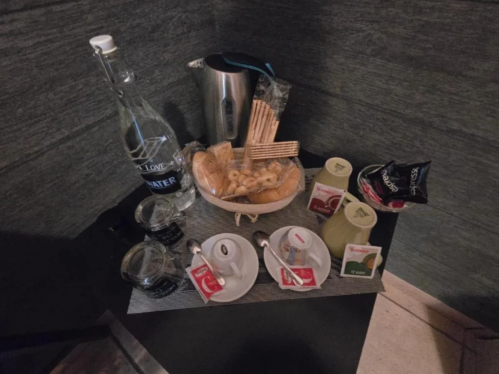 Camera Tripla — Vegan Inn Airport – Adults Only – LATE CHECK IN