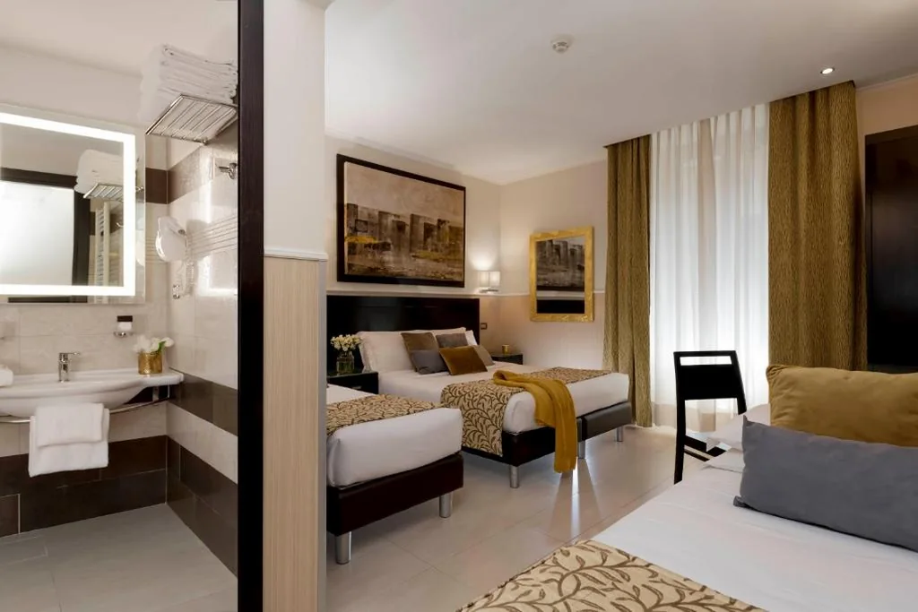 Camera Tripla — Yes Hotel Boutique Rome