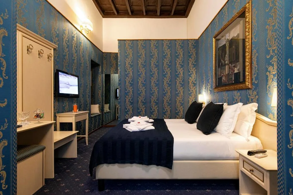 Canova Rooms in Spanish Steps
