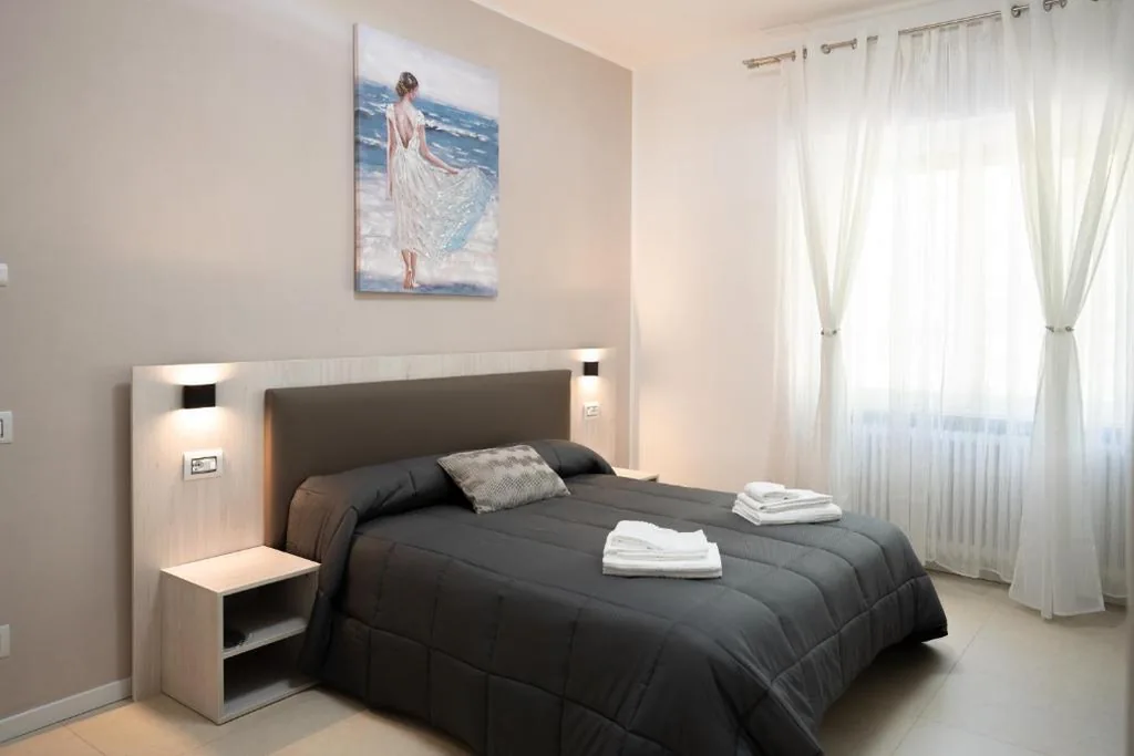 Carrera Living