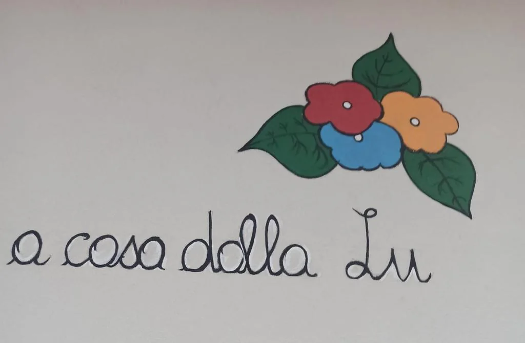 One-Bedroom House — A casa dalla Lu